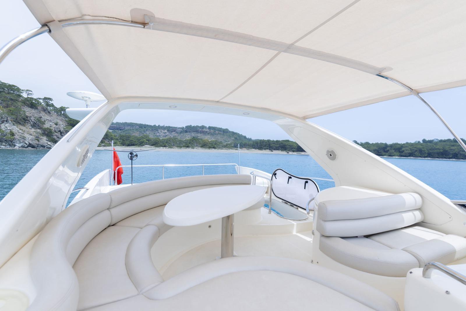 Kemer Yacht Rental 18m Azimut 55 Fly